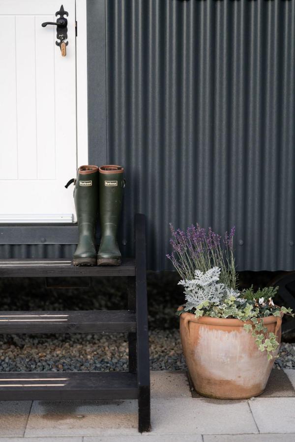 Barfield Shepherds Hut Magherafelt Exterior foto