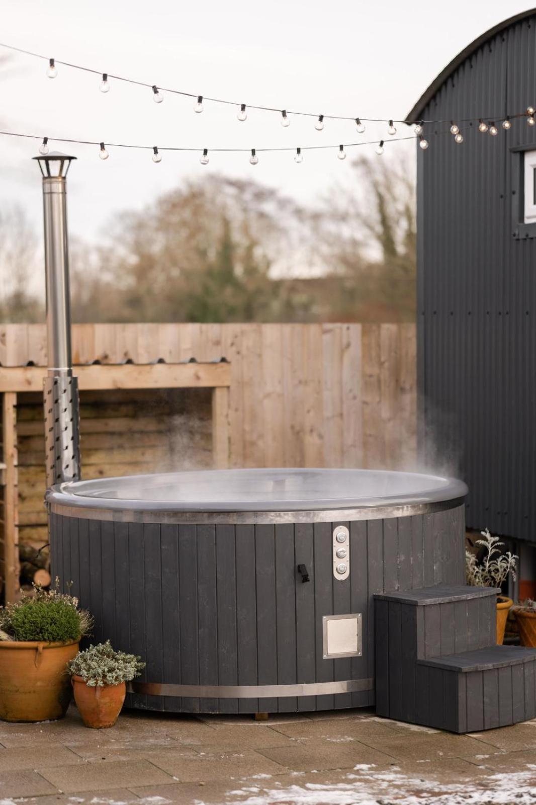 Barfield Shepherds Hut Magherafelt Exterior foto